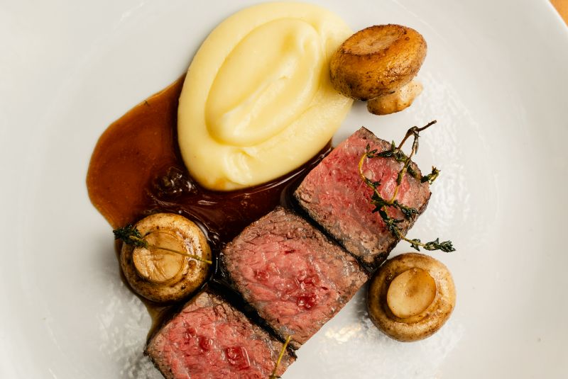 Maximo Bistro-dish_LATAM50BR23_LIP